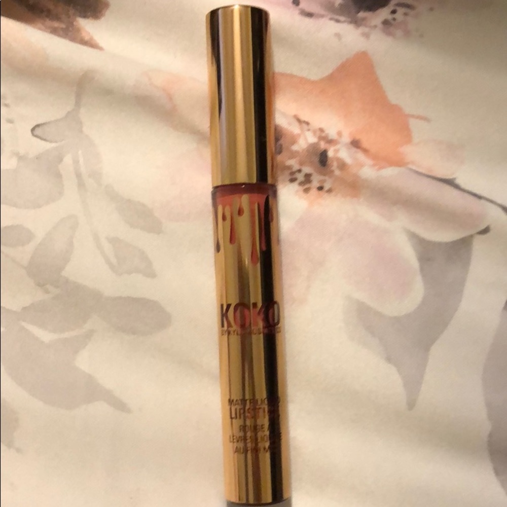 Kylie Cosmetics Liquid Lipstick shade Baby Girl